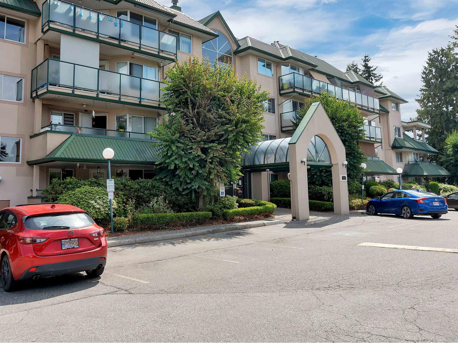 Photo 2 of 101 2960 Trethewey Street, Abbotsford BC