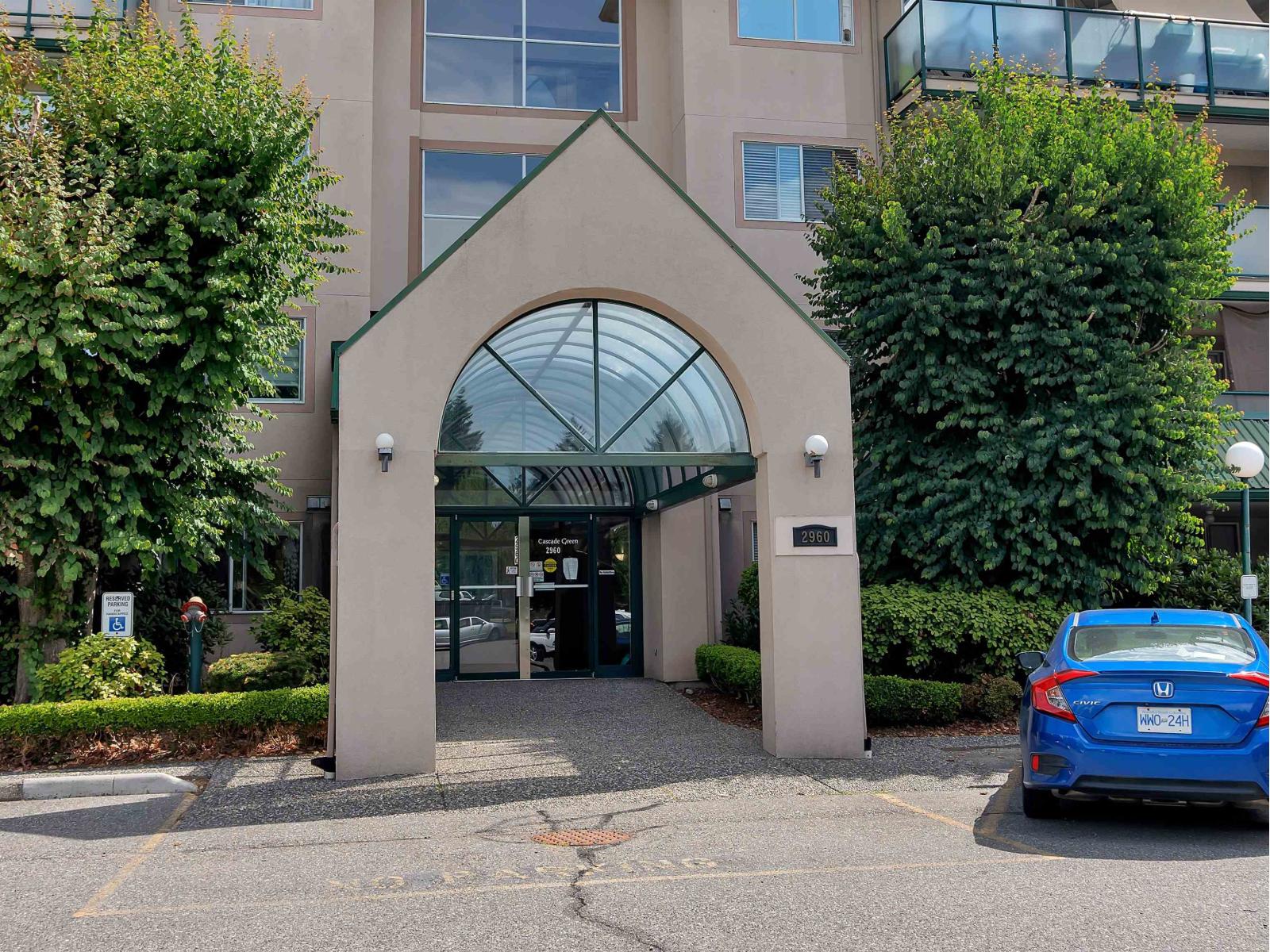 Photo 1 of 101 2960 Trethewey Street, Abbotsford BC