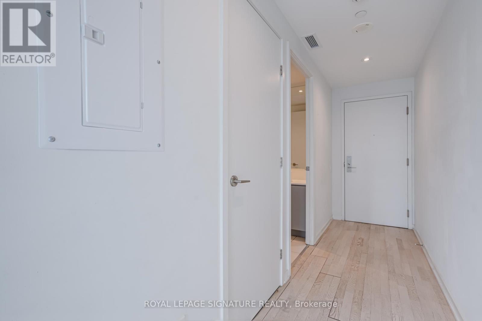 Photo 12 of 1107 60 Colborne Street, Toronto ON