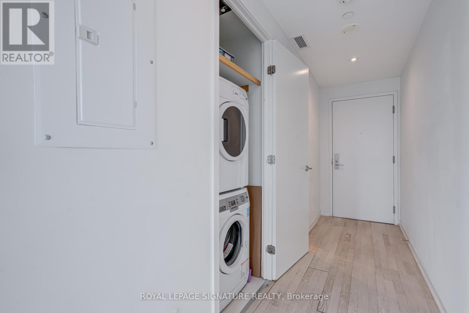 Photo 15 of 1107 60 Colborne Street, Toronto ON