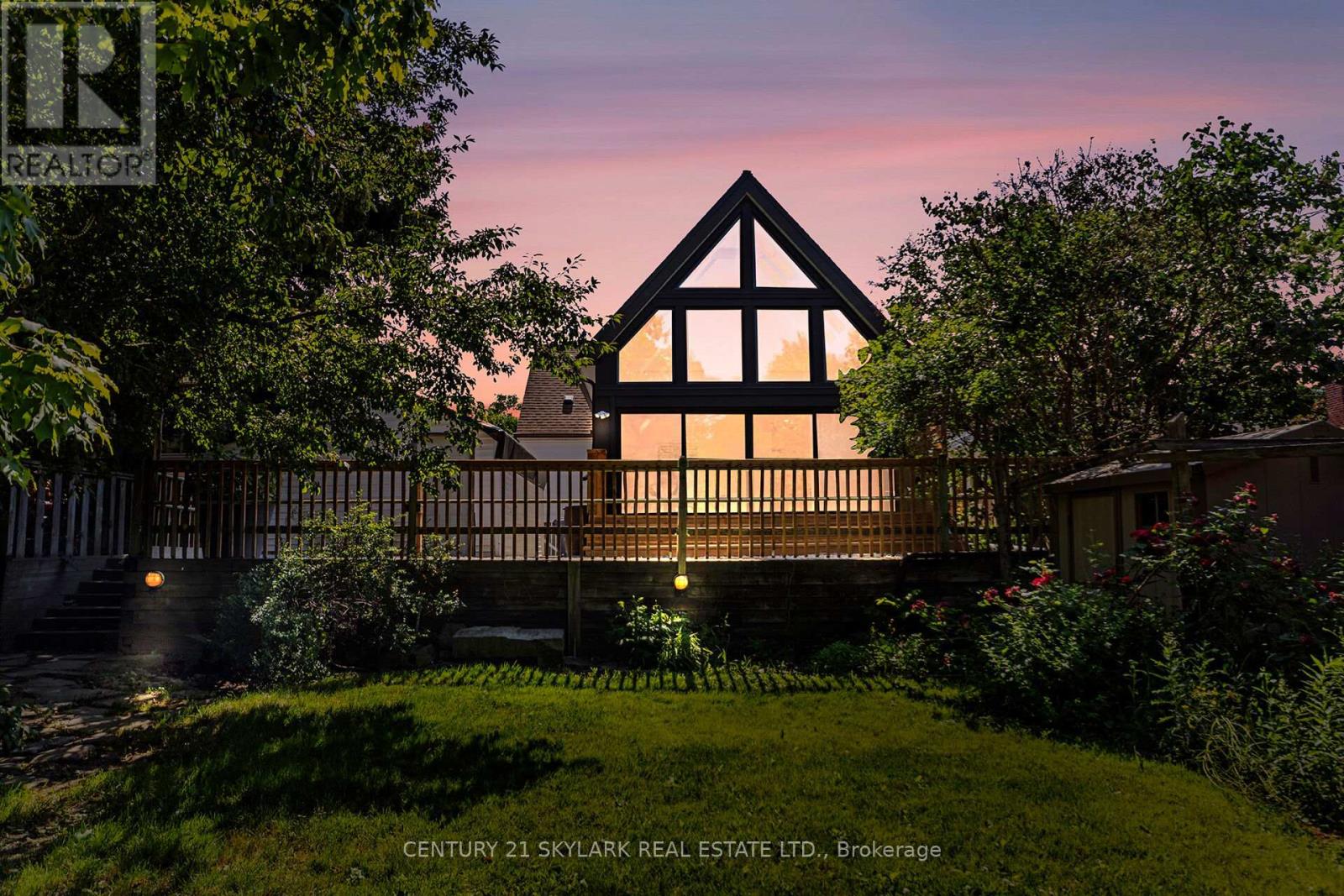 Photo 8 of Unit 1 9 Berry Creek Drive, Toronto ON