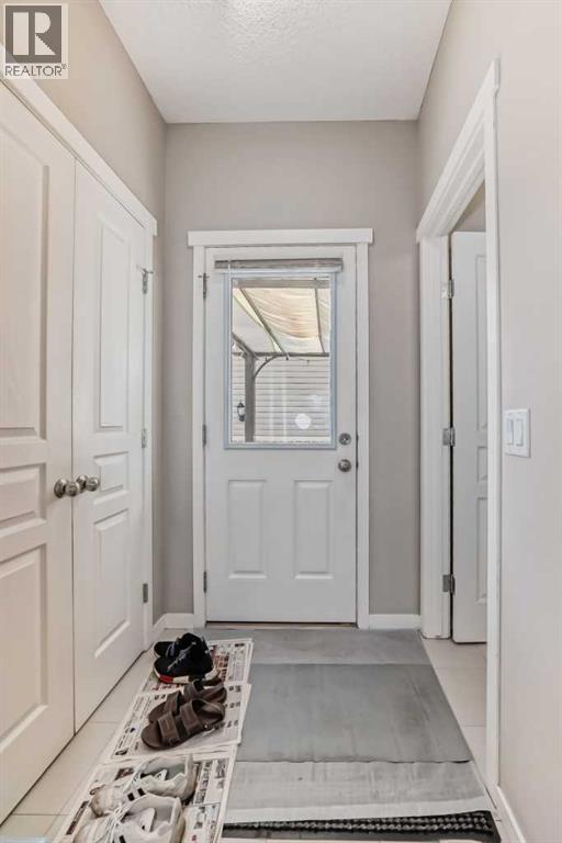 Photo 32 of 9 Copperpond Avenue Se, Calgary AB