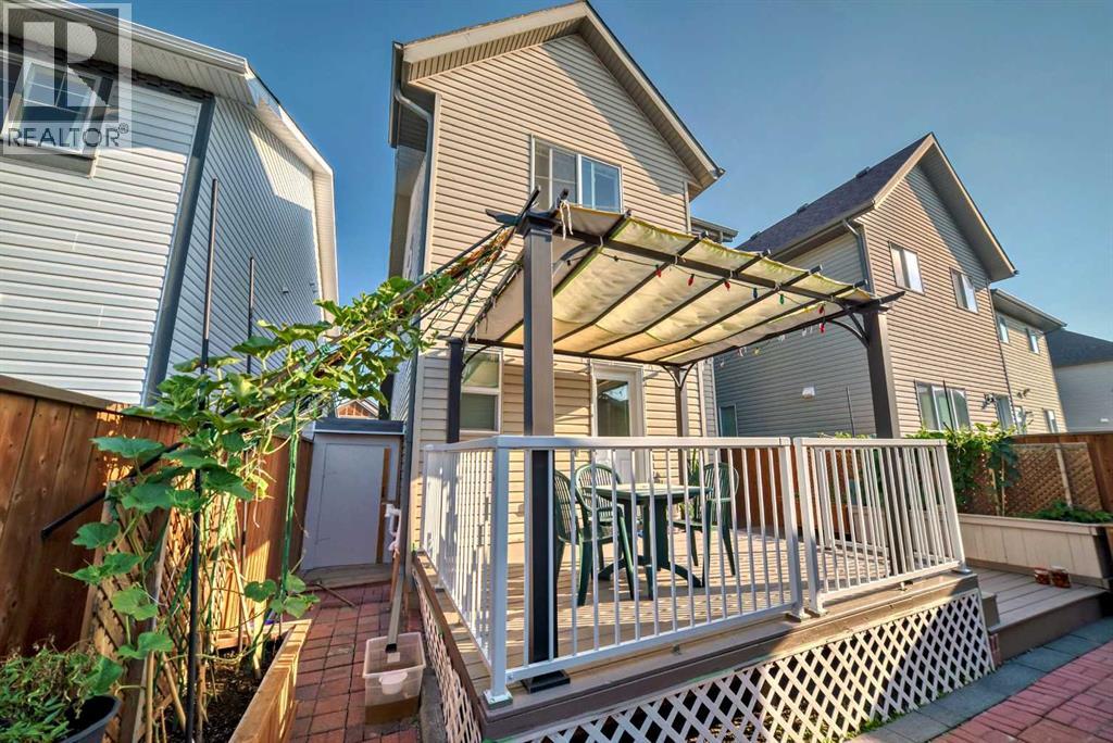 Photo 14 of 9 Copperpond Avenue Se, Calgary AB