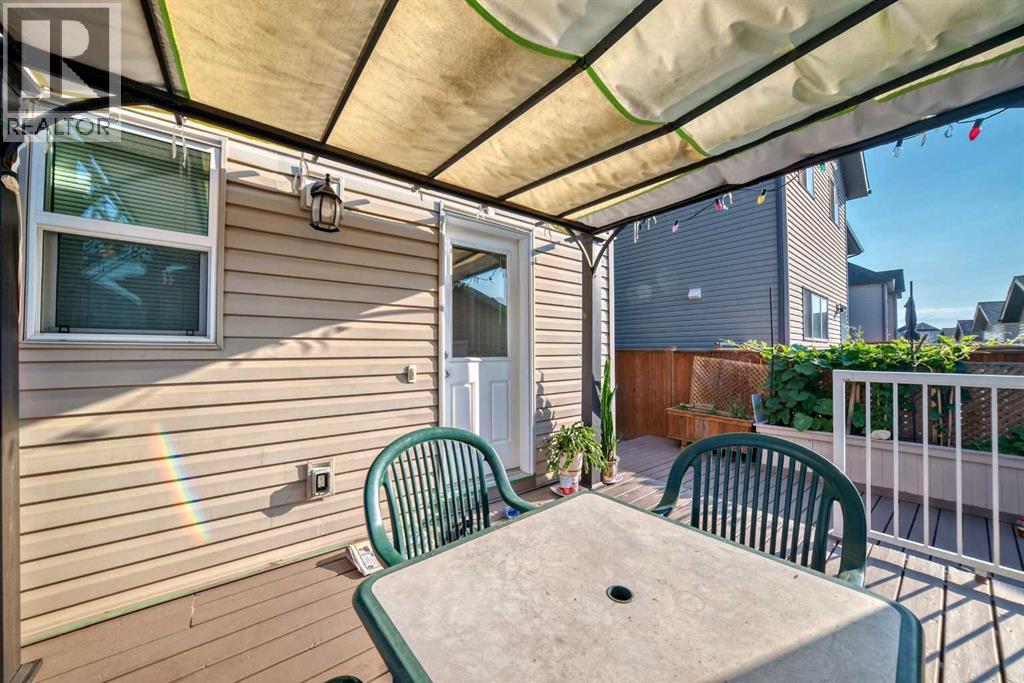 Photo 11 of 9 Copperpond Avenue Se, Calgary AB