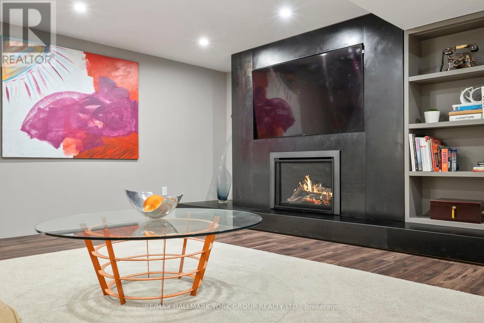 Photo 11 of 16590 Hurontario Street, Caledon ON