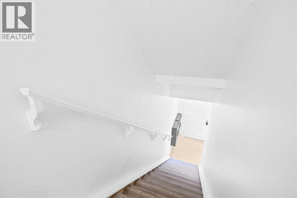 3, 2101 17 Street SW, Calgary, Alberta