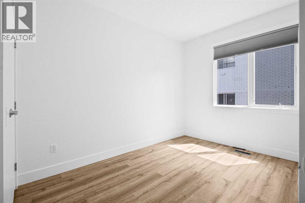 Single Family House for Sale in    Street SW Bankview Calgary 
