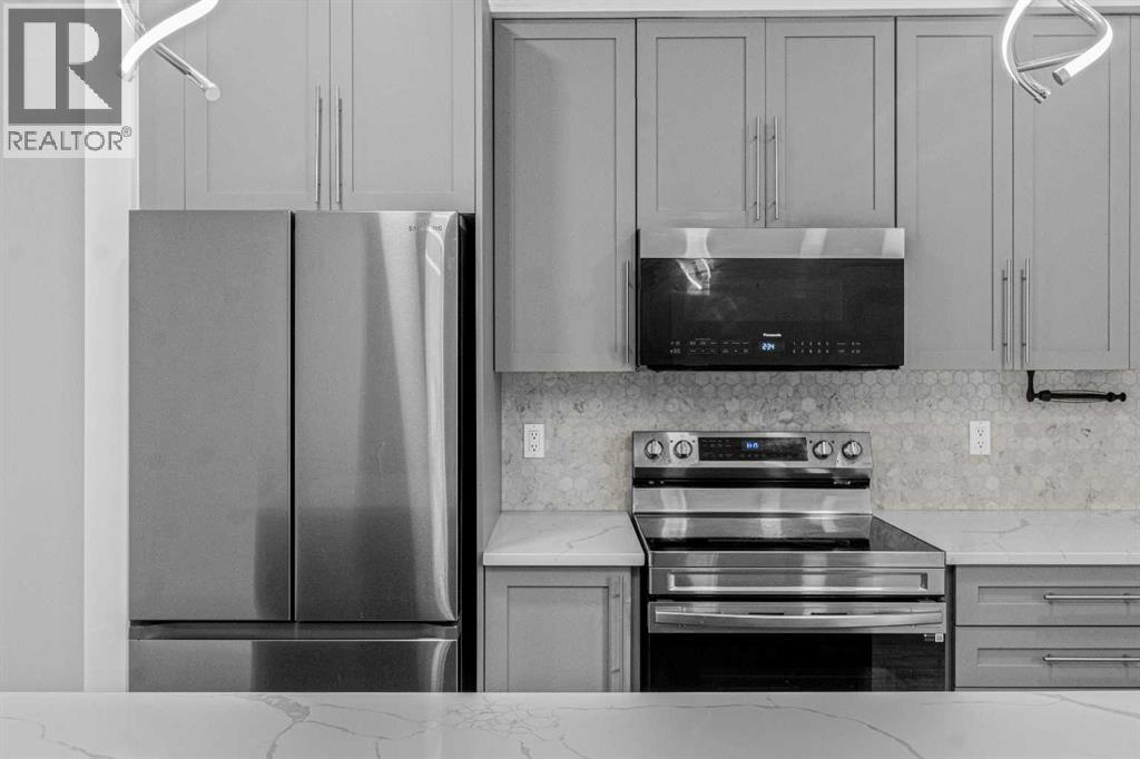 Single Family House for Sale in    Street SW Bankview Calgary 