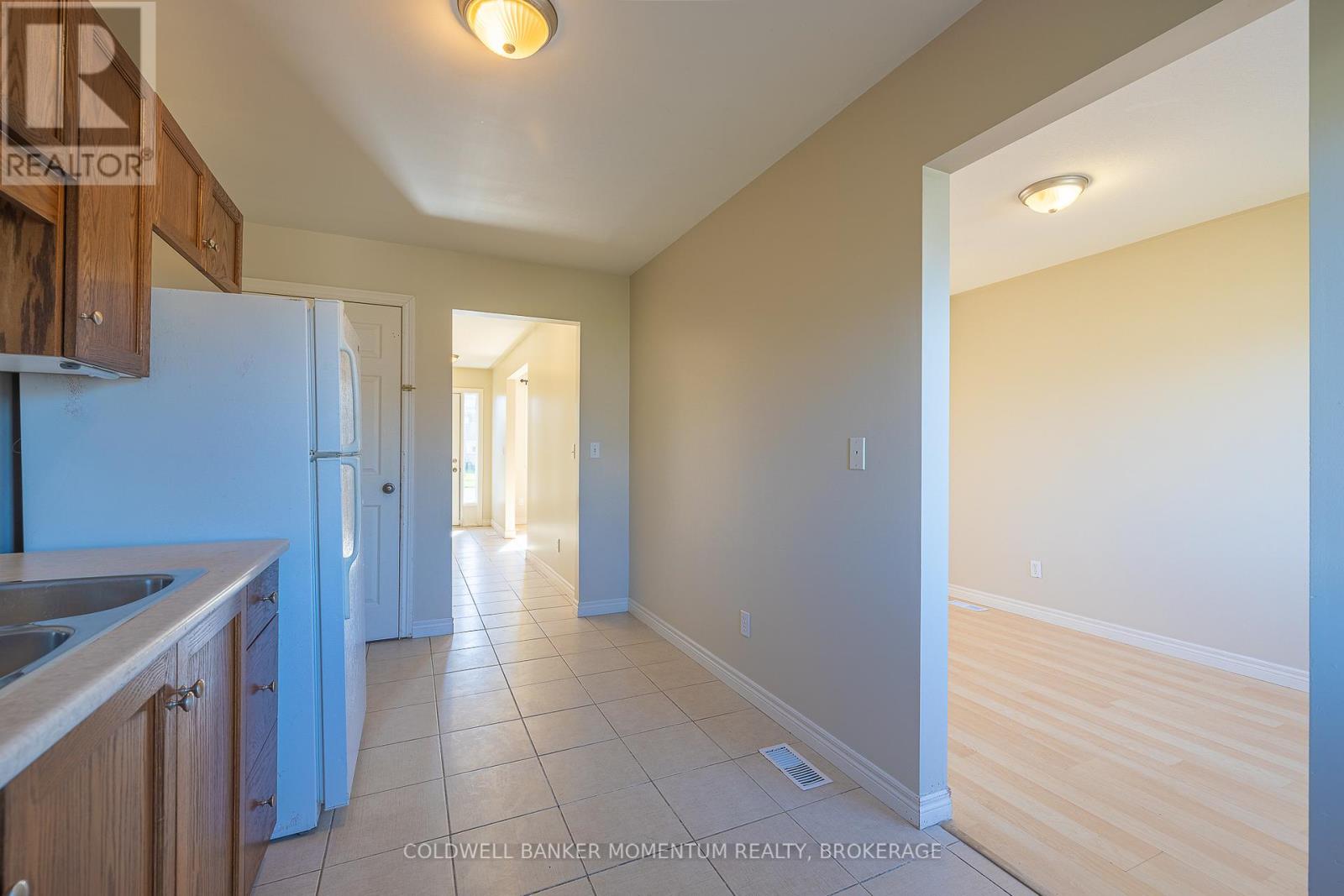 Photo 1 of 44 Saturn Road, Port Colborne ON