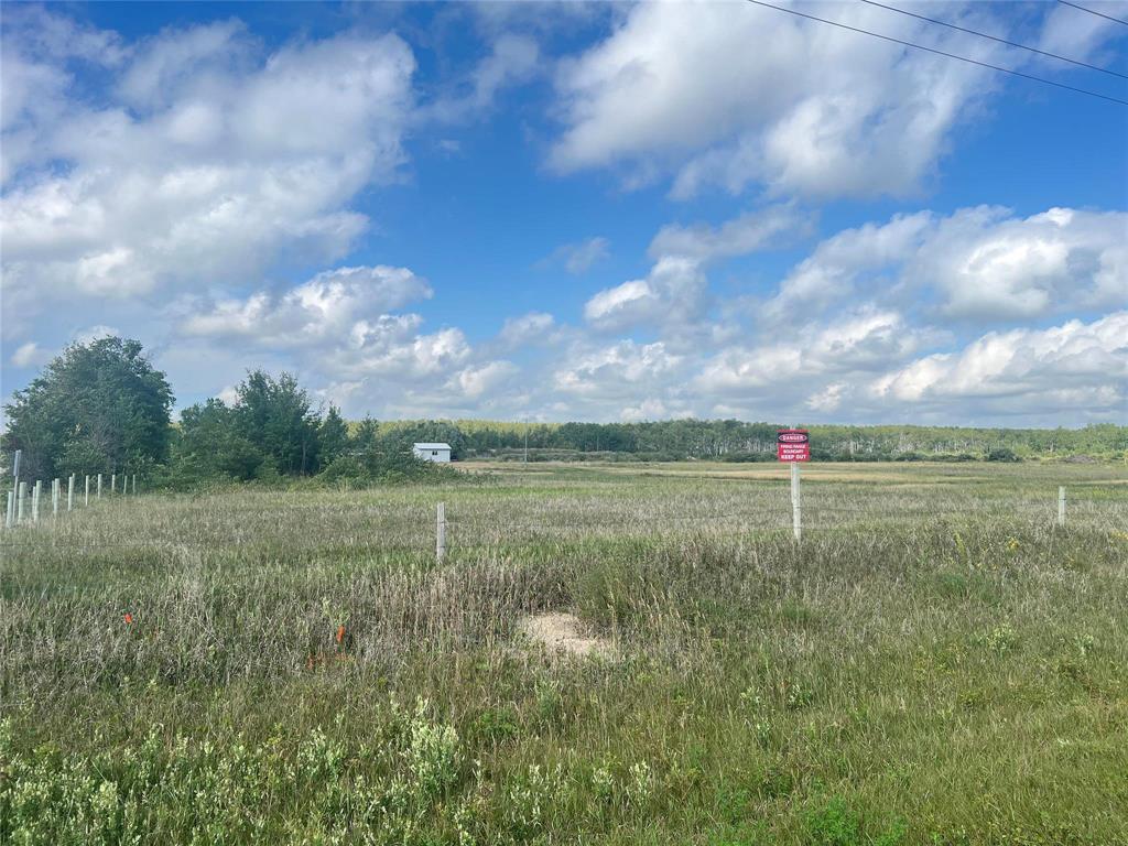 Photo 2 of 38063 36 N Road, Steinbach MB