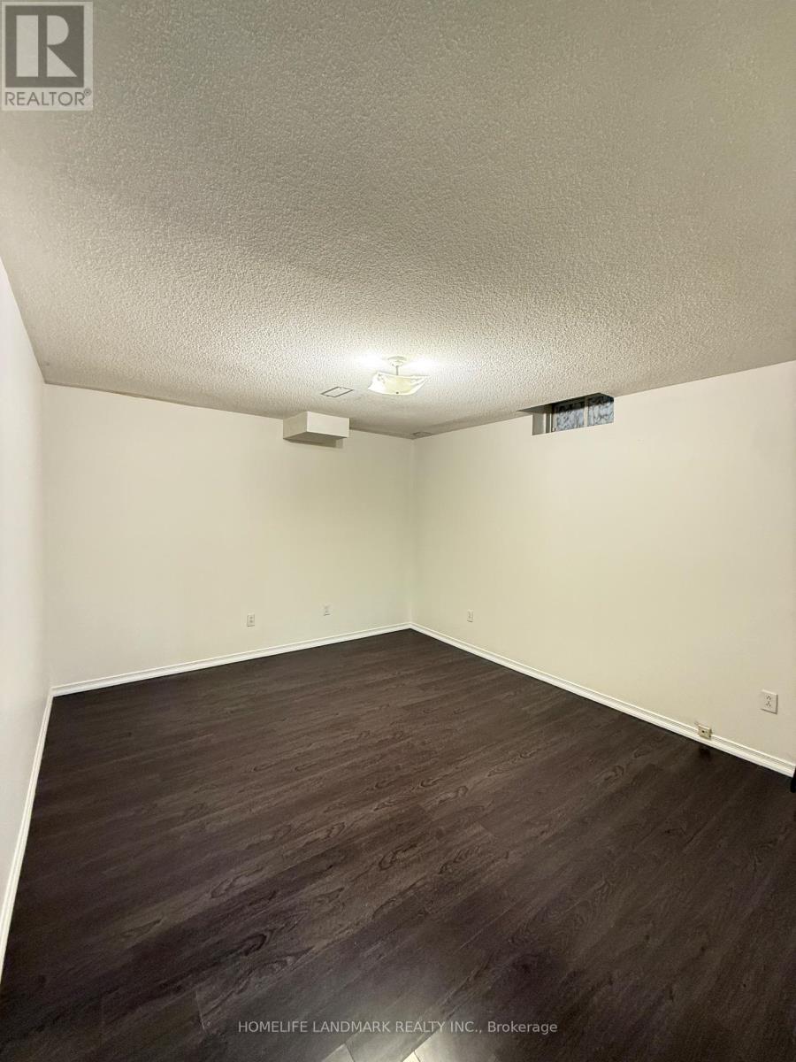 Photo 1 of 5932 Hemingway Road, Mississauga ON