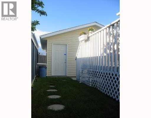 Single Family House Bi-level for Sale in  LA VALENCIA Gardens NE Monterey Park Calgary 