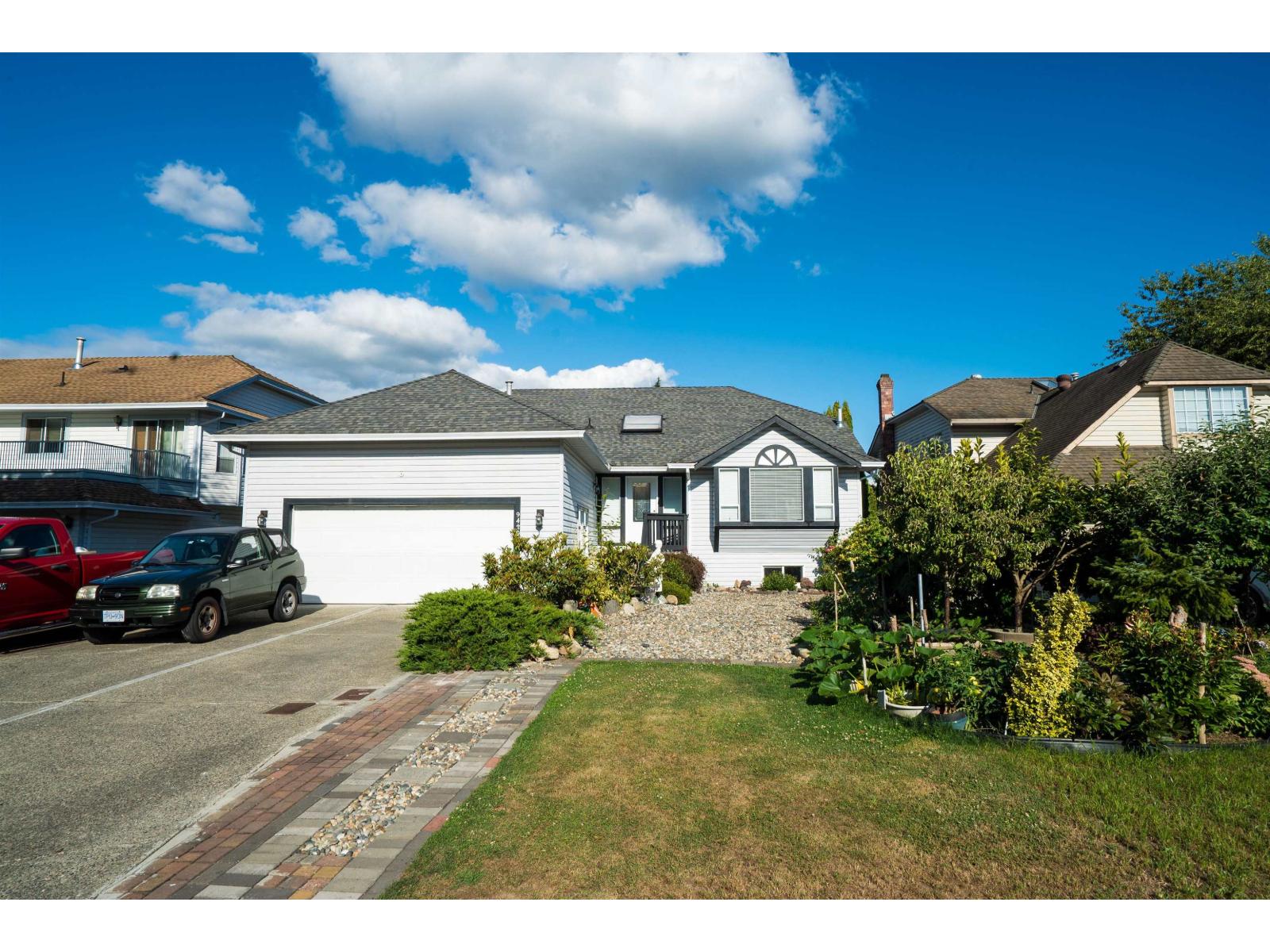 Photo 1 of 9420 157 Street, Surrey BC