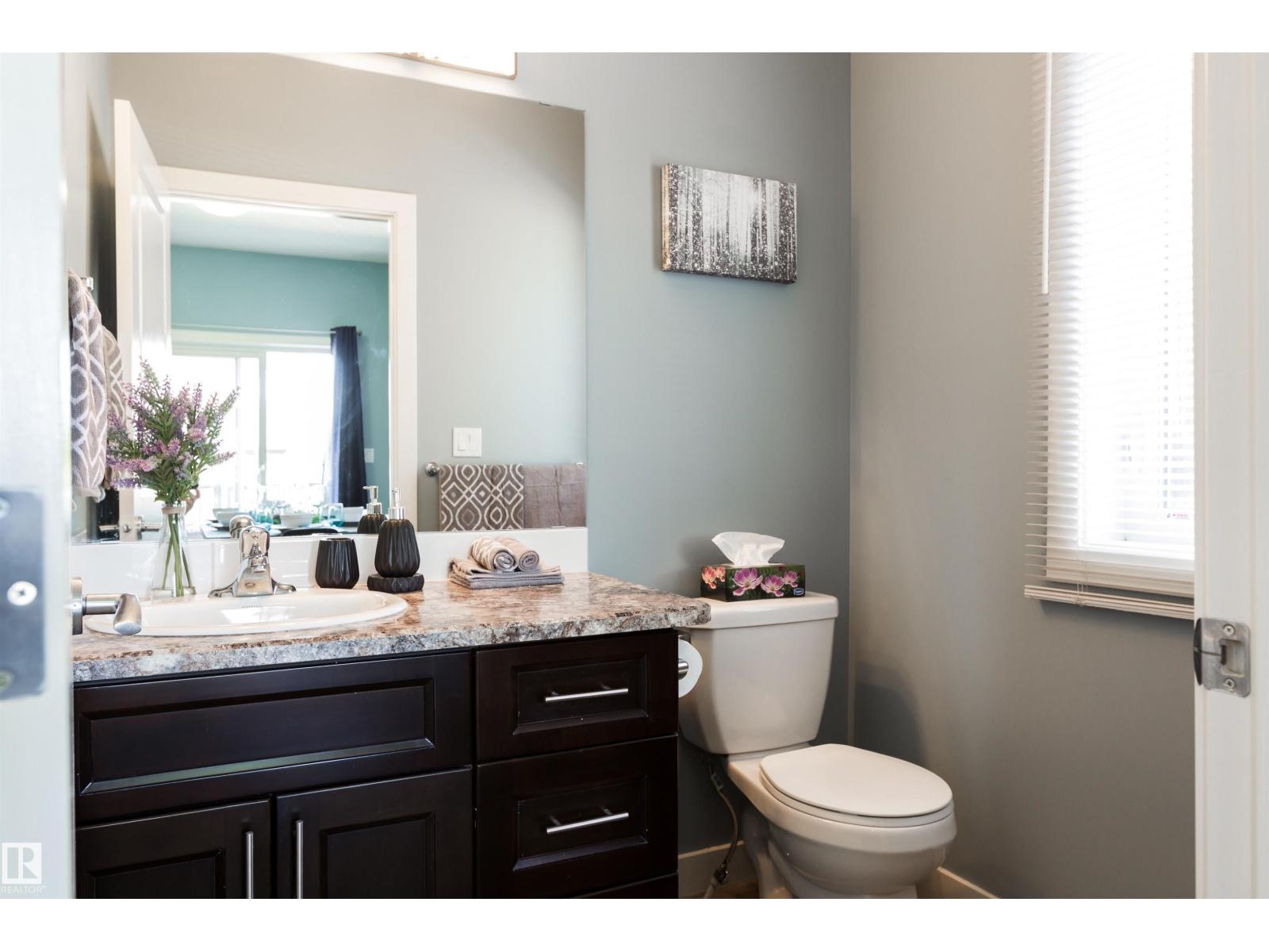 Photo 6 of 9449 152 St Nw Nw, Edmonton AB