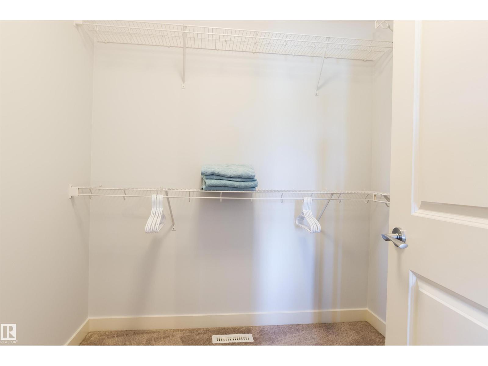 Photo 11 of 9449 152 St Nw Nw, Edmonton AB