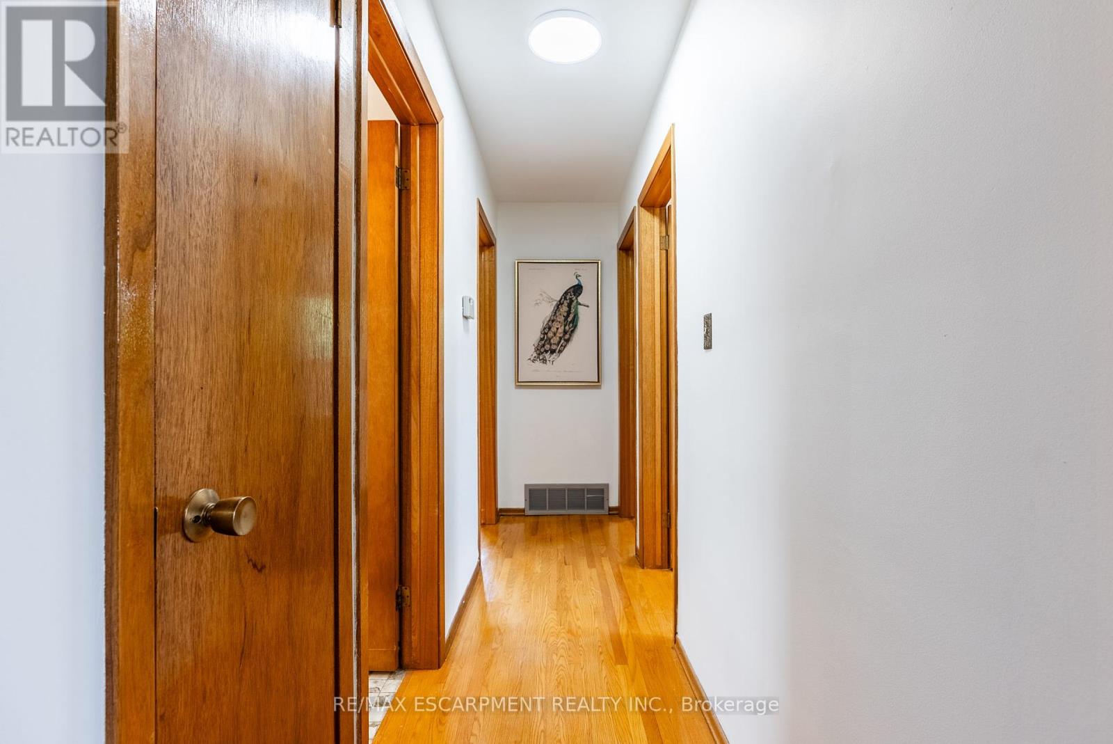 Photo 18 of 18 Renner Court, Hamilton ON