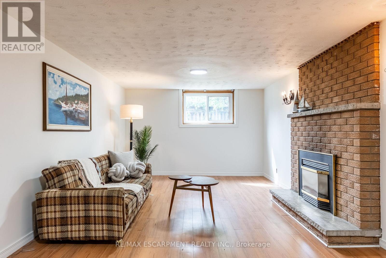 Photo 30 of 18 Renner Court, Hamilton ON