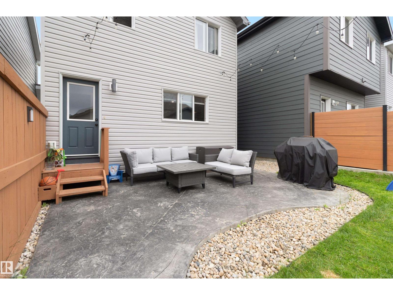 Photo 43 of 2654 Maple Wy Nw, Edmonton AB