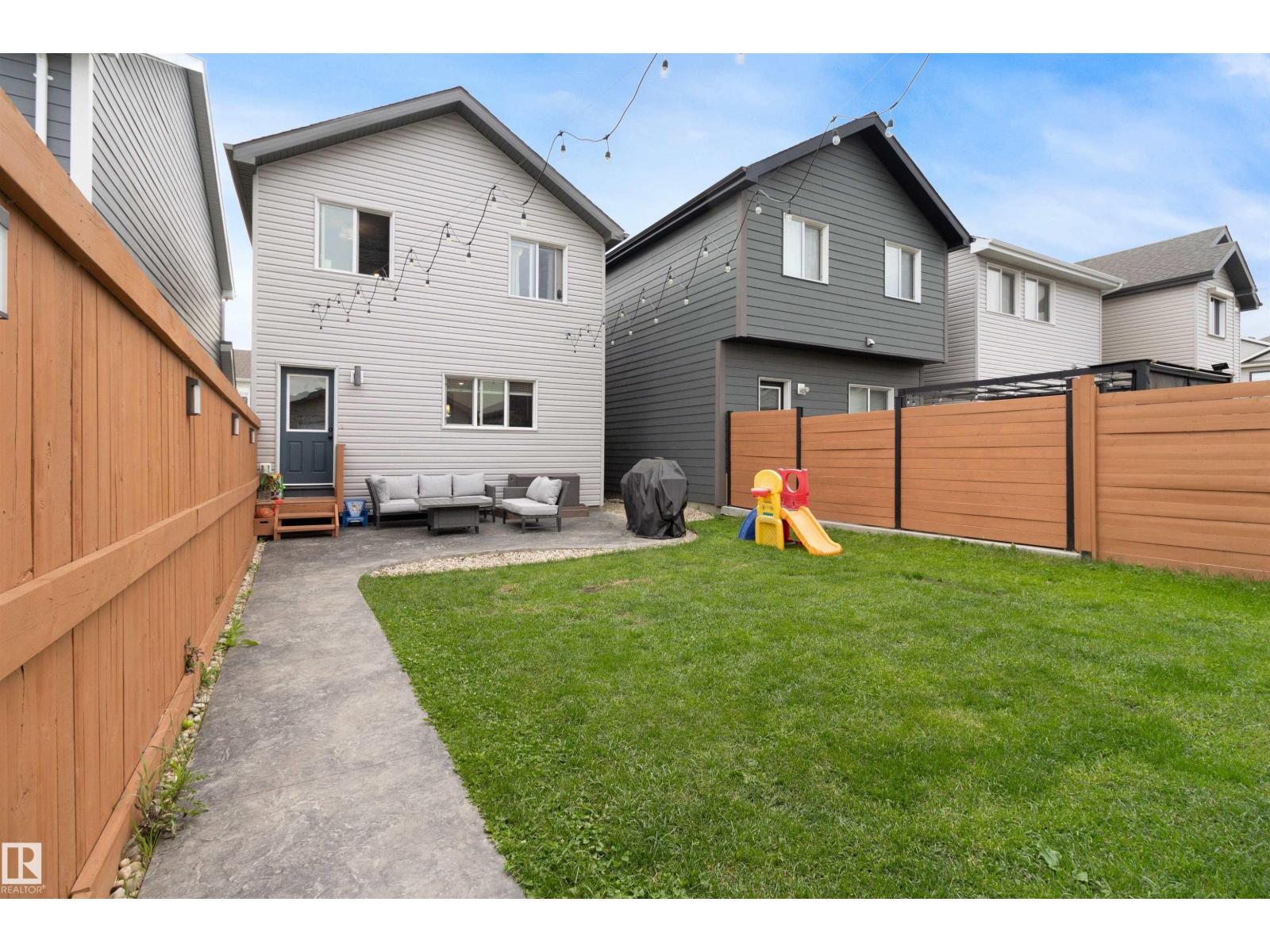 Photo 44 of 2654 Maple Wy Nw, Edmonton AB