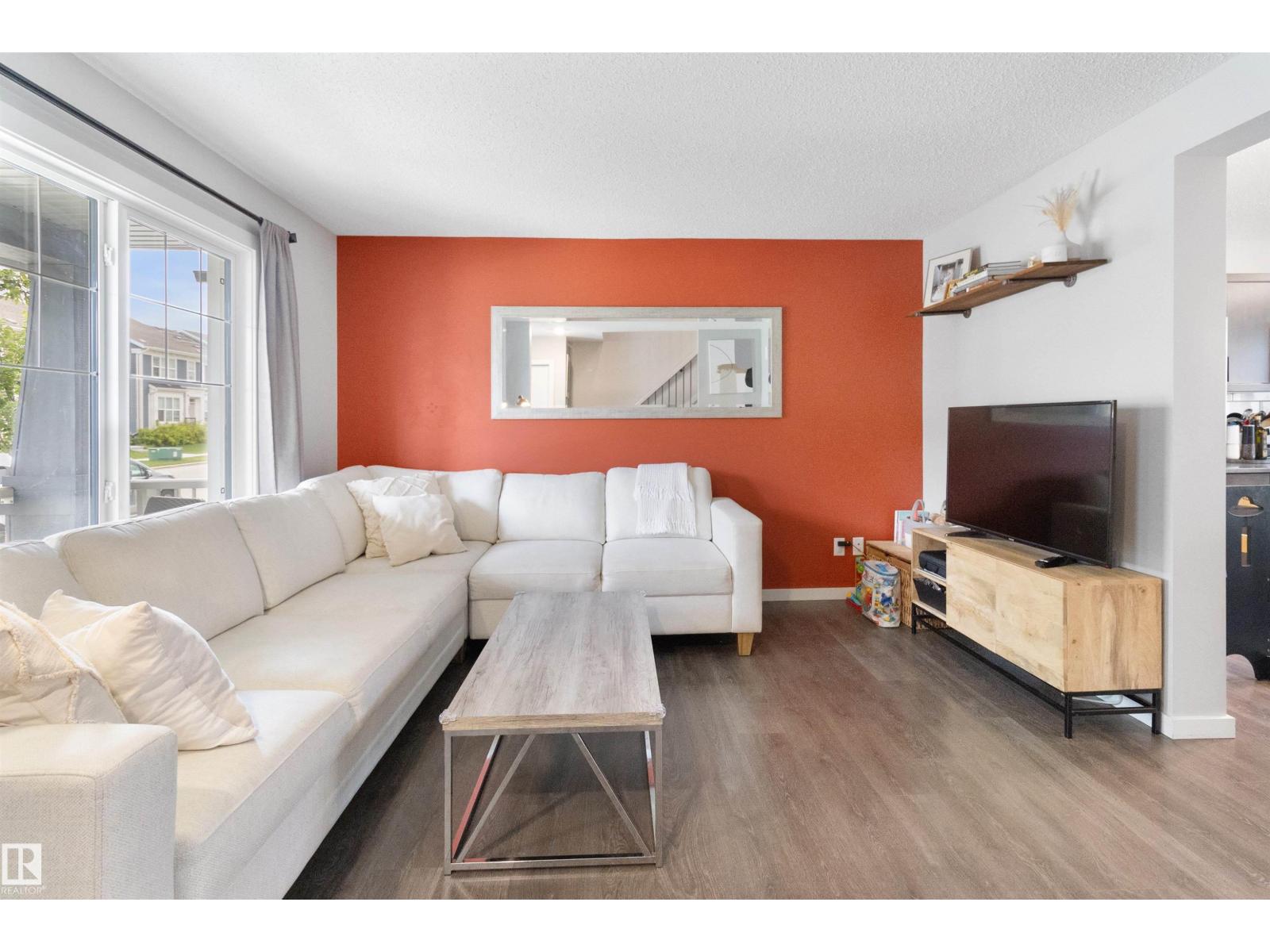 Photo 8 of 2654 Maple Wy Nw, Edmonton AB