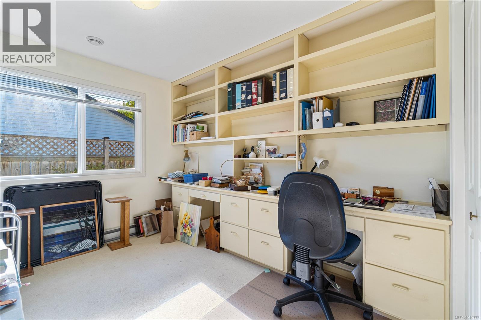 Photo 13 of 785 Nicolls Dr, Parksville BC