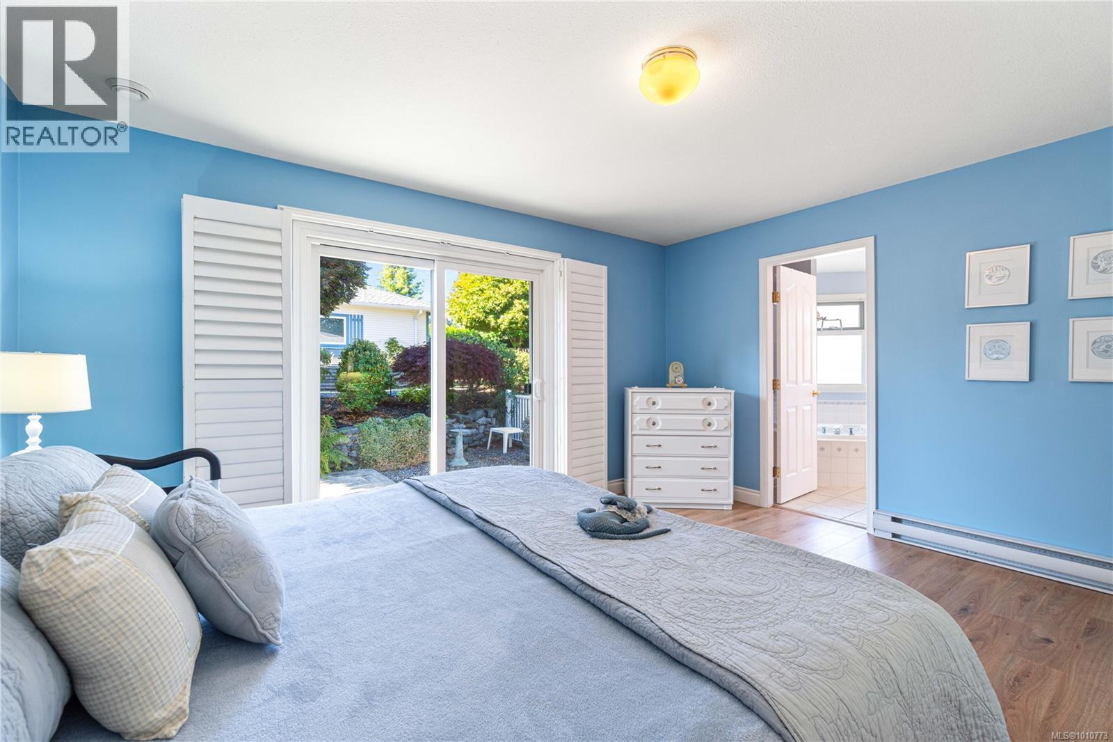 Photo 30 of 785 Nicolls Dr, Parksville BC