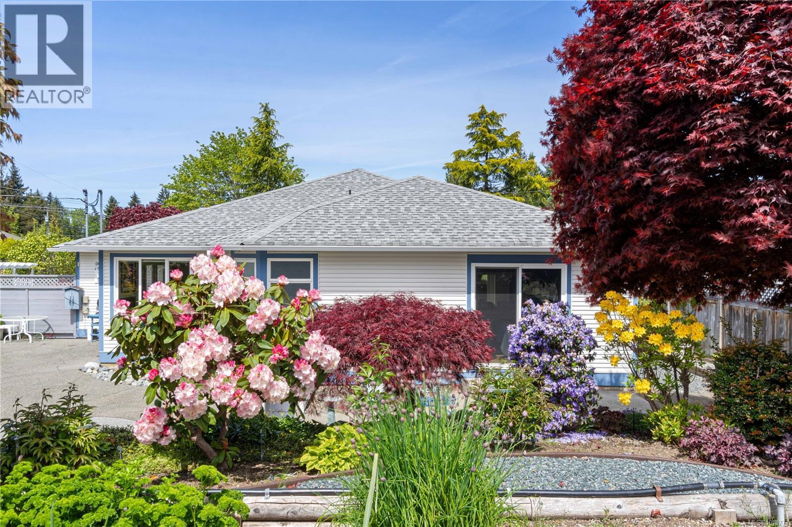 Photo 43 of 785 Nicolls Dr, Parksville BC