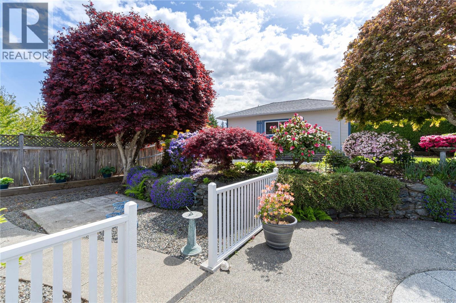 Photo 57 of 785 Nicolls Dr, Parksville BC