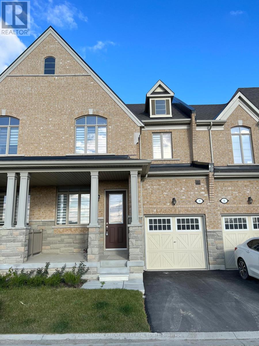 Photo 23 of 7 Cachia Lane, Ajax ON