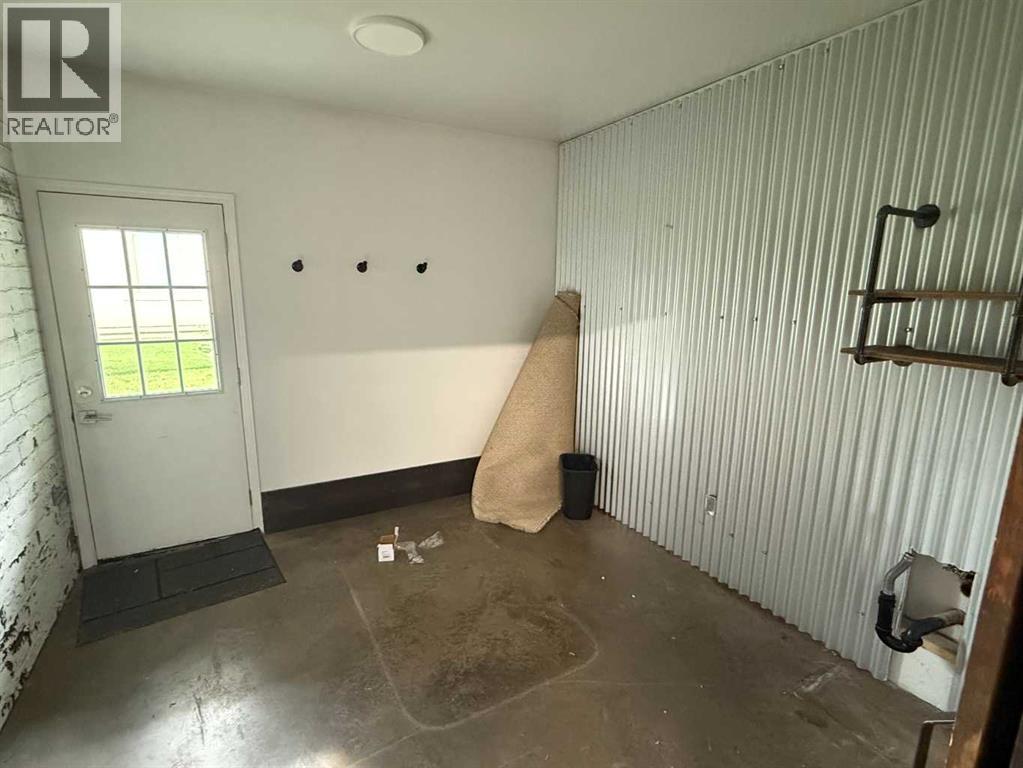 Photo 21 of 725 Taylor Road Se, Medicine Hat AB