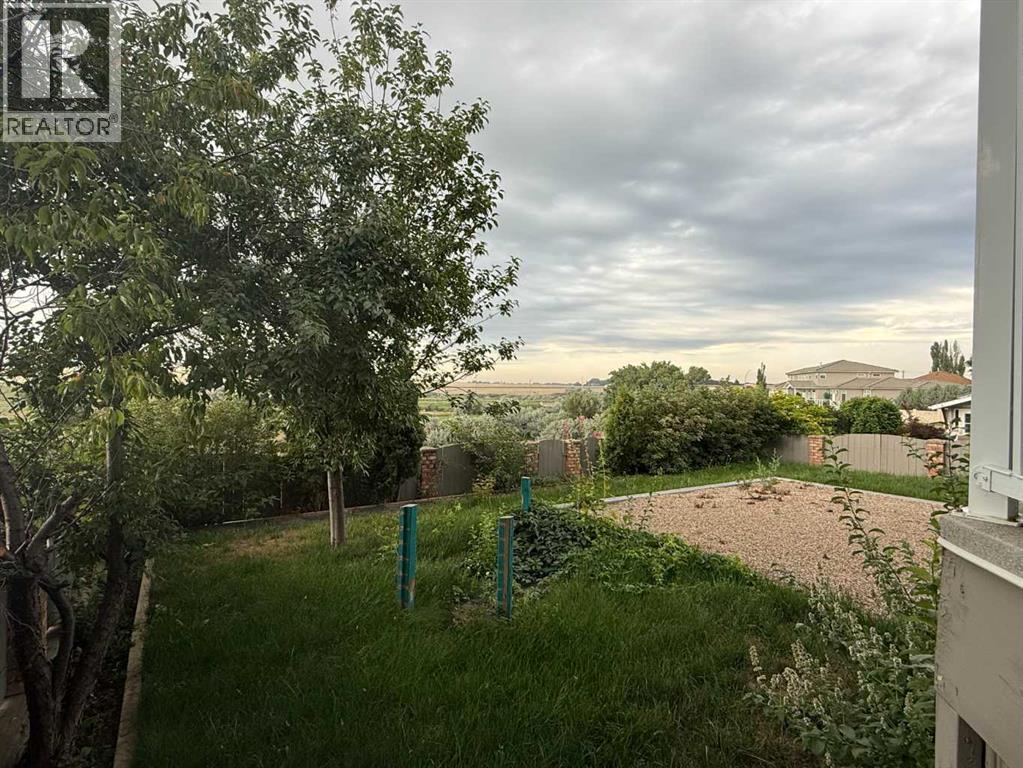 Photo 8 of 725 Taylor Road Se, Medicine Hat AB