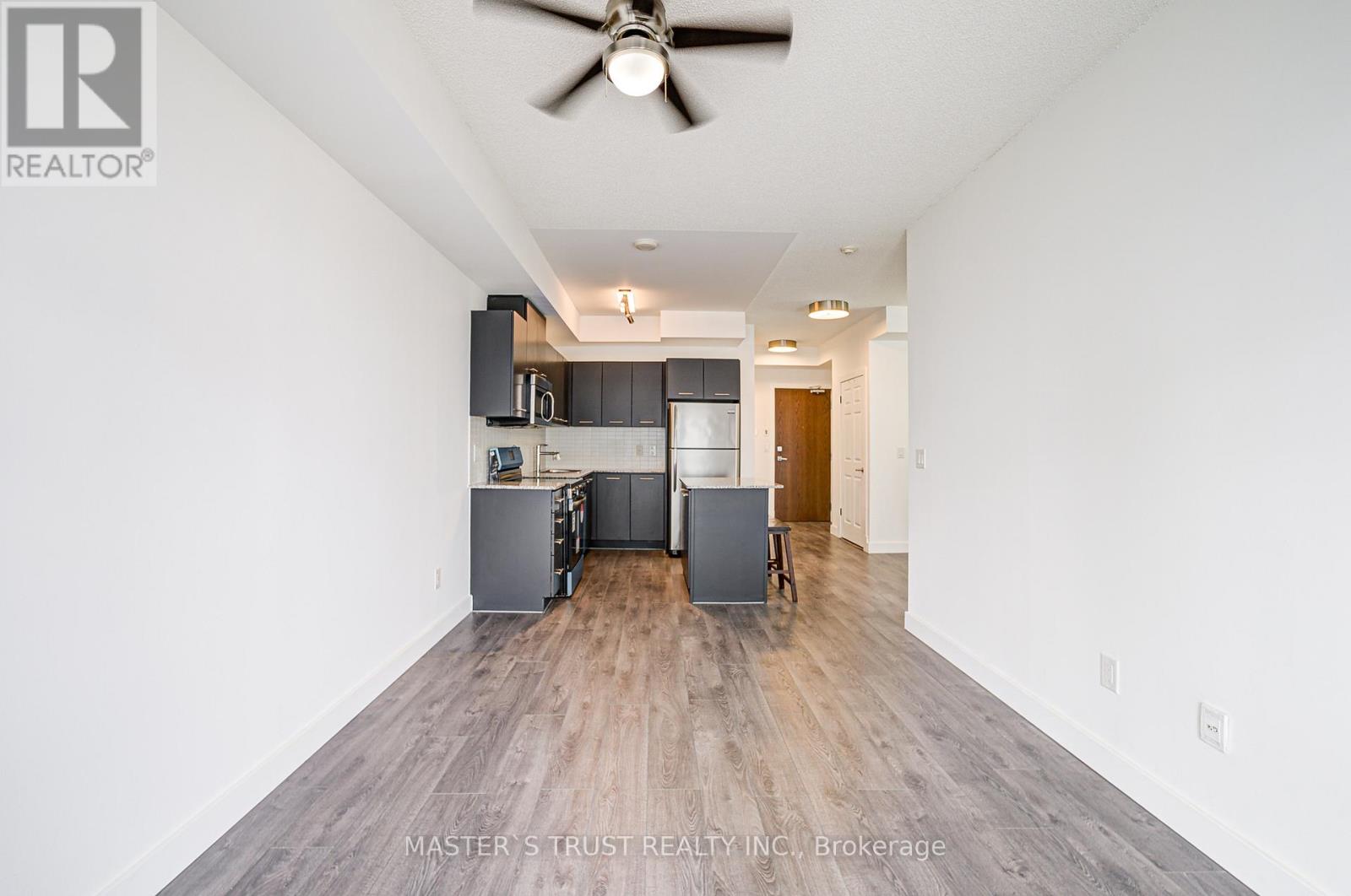 Photo 9 of 1203 360 Square One Drive, Mississauga ON