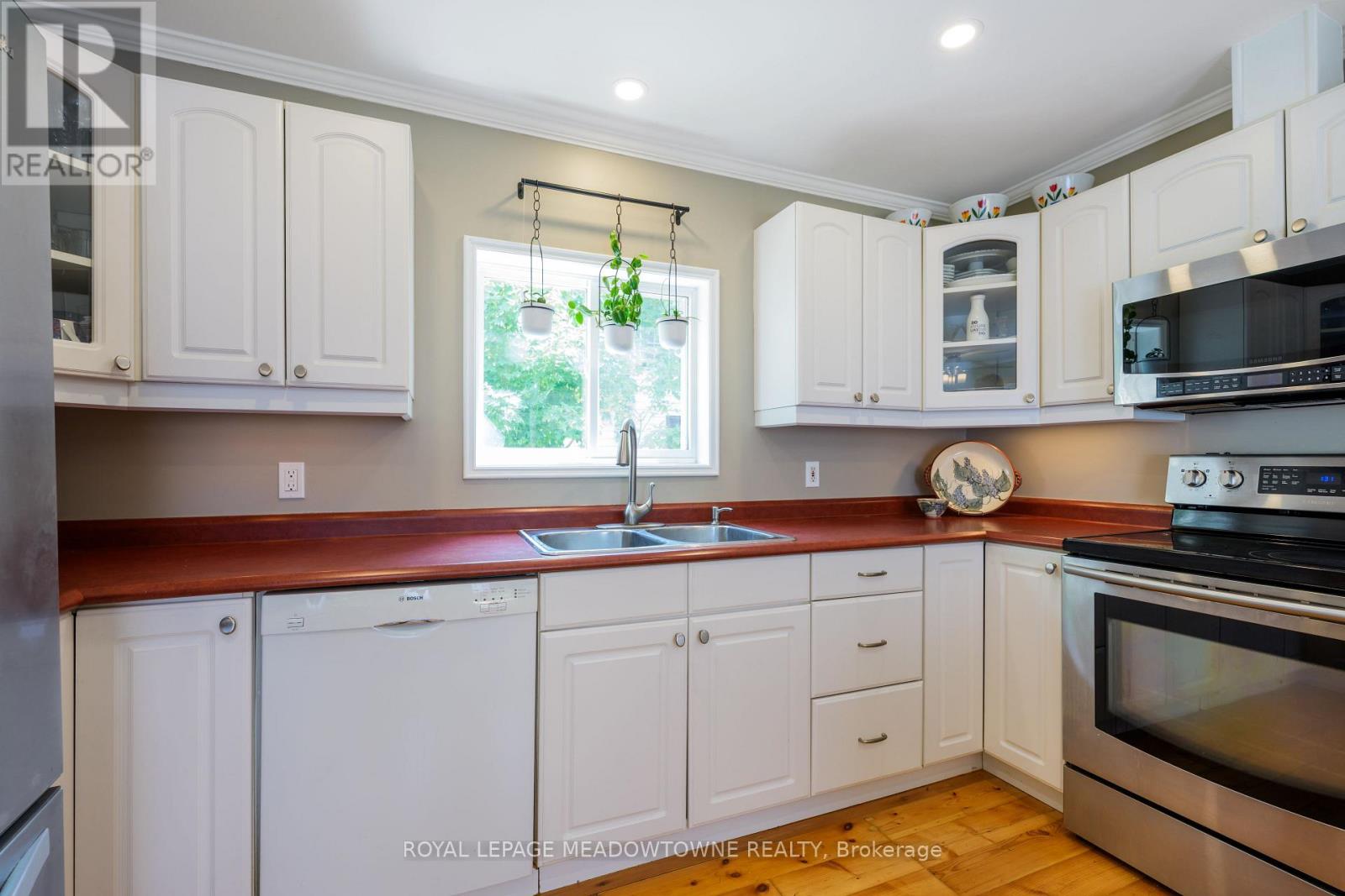 Photo 35 of 12369 Elizabeth Street, Halton Hills ON
