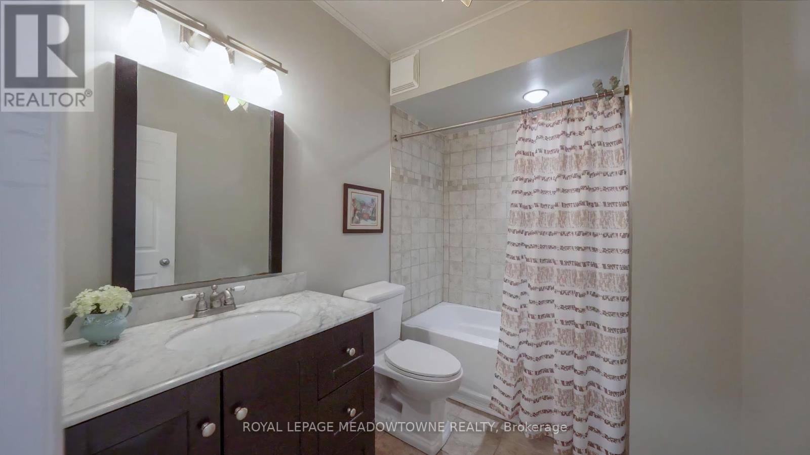 Photo 19 of 12369 Elizabeth Street, Halton Hills ON