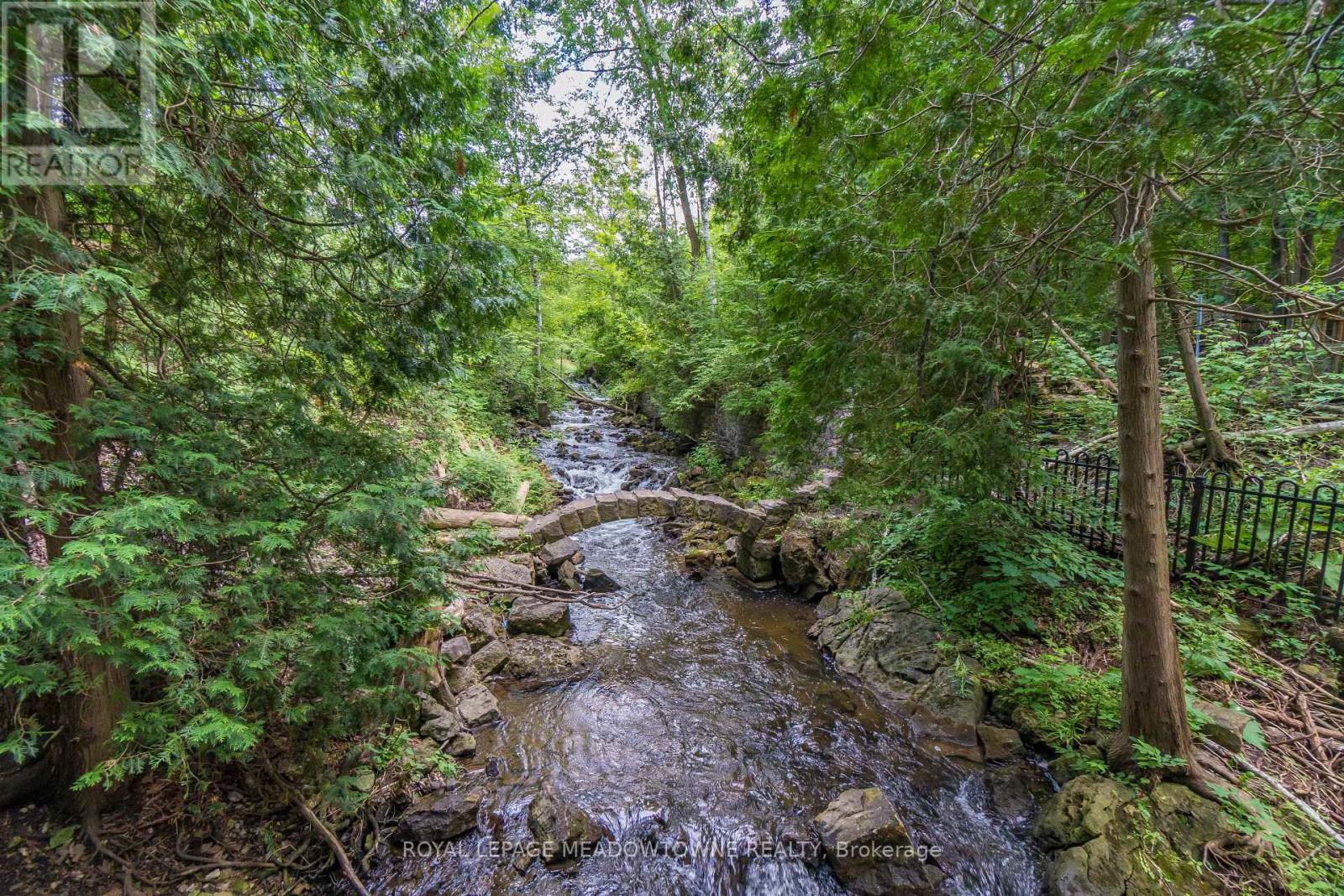 Photo 32 of 12369 Elizabeth Street, Halton Hills ON
