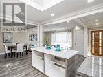 Photo 4 of 44 Deeside Crescent, Brampton ON