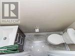 Photo 10 of 44 Deeside Crescent, Brampton ON