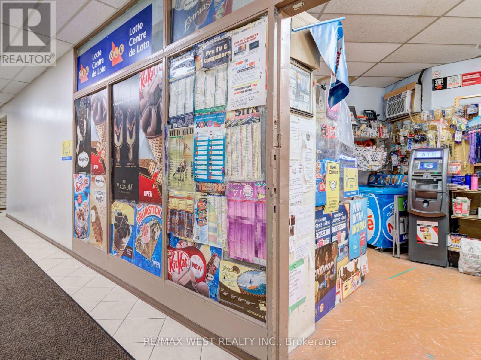 Photo 16 of 1410 370 Dixon Road, Toronto ON