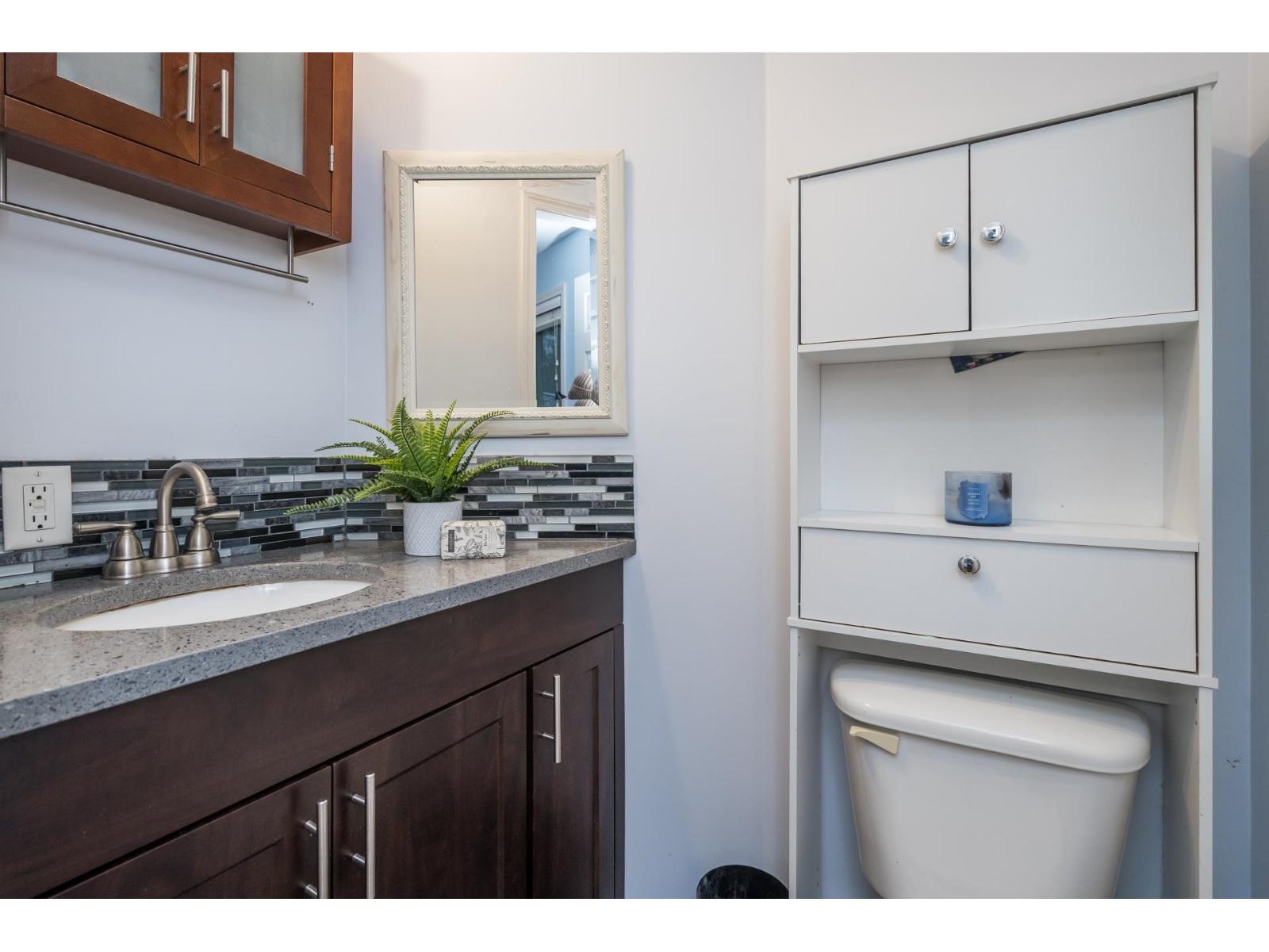Photo 11 of 33348 Wren Crescent, Abbotsford BC