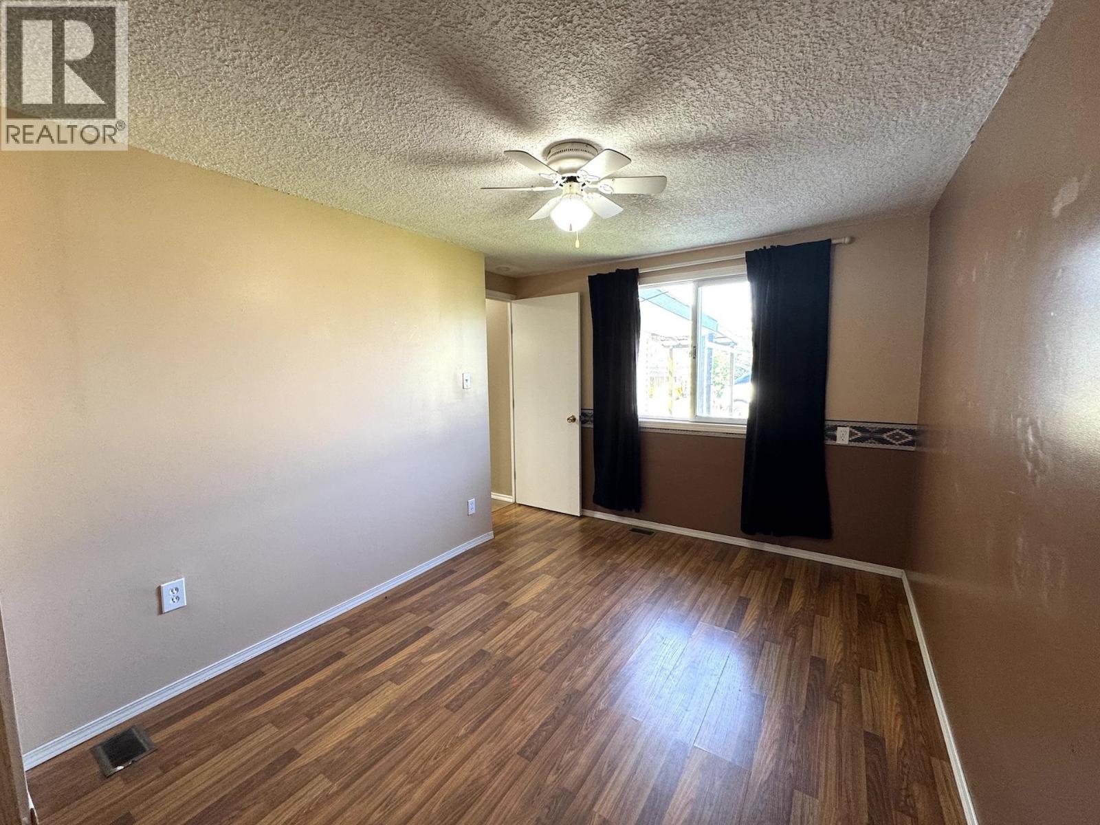 Photo 4 of 10996 Poplar Road, Fort St John BC