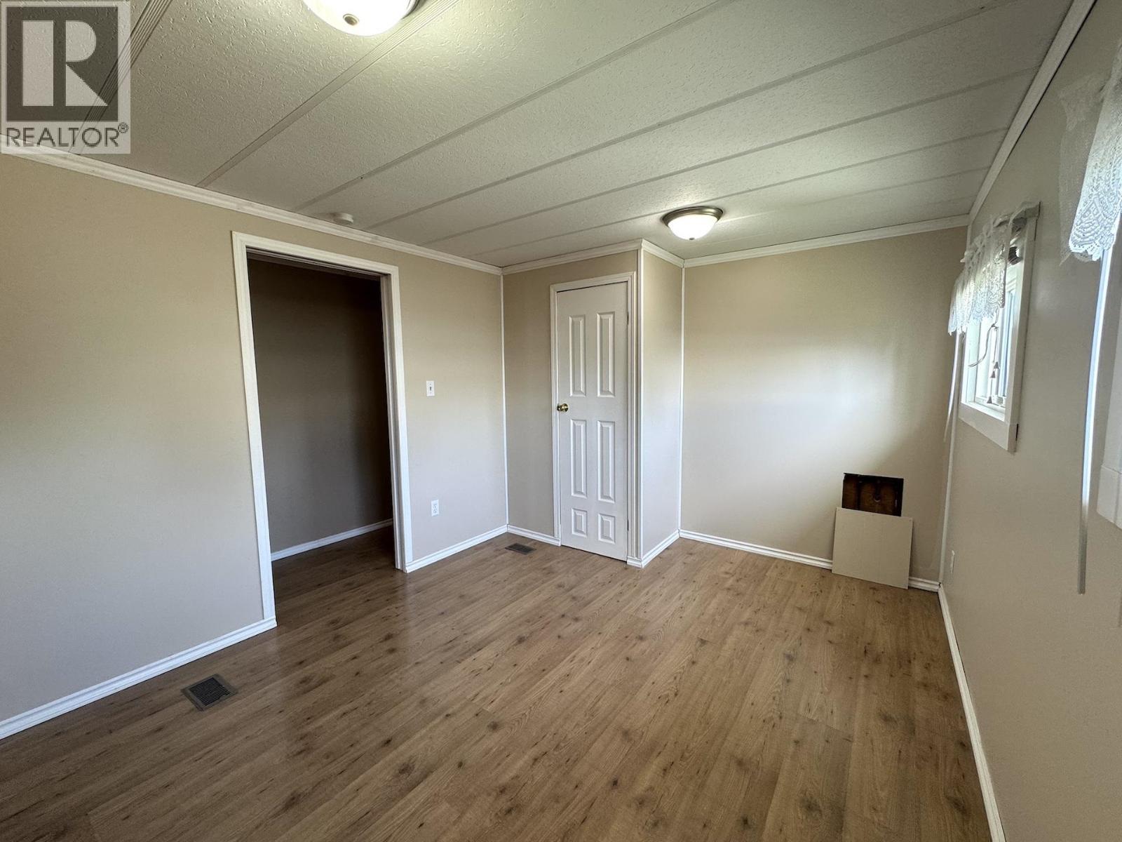 Photo 16 of 10996 Poplar Road, Fort St John BC