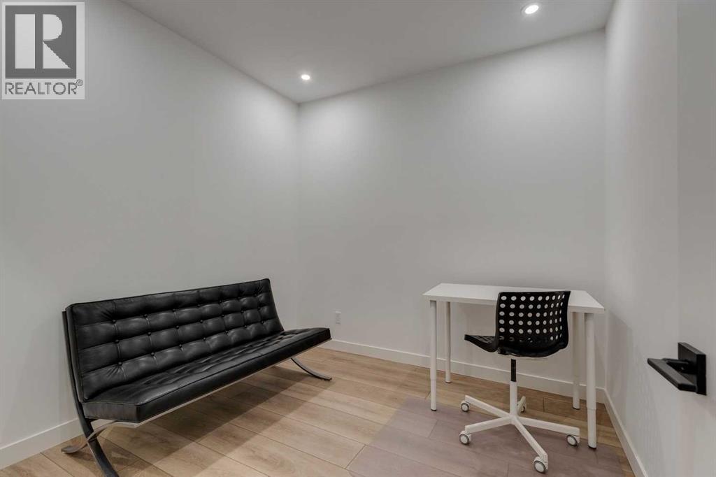 124, 4275 Norford Avenue NW, Calgary, Alberta