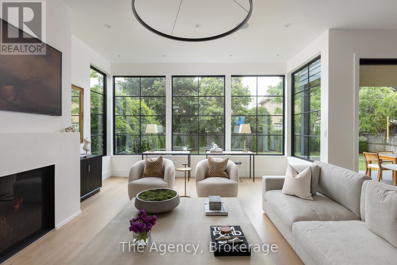 Photo 16 of 203 Weybourne Road, Oakville ON