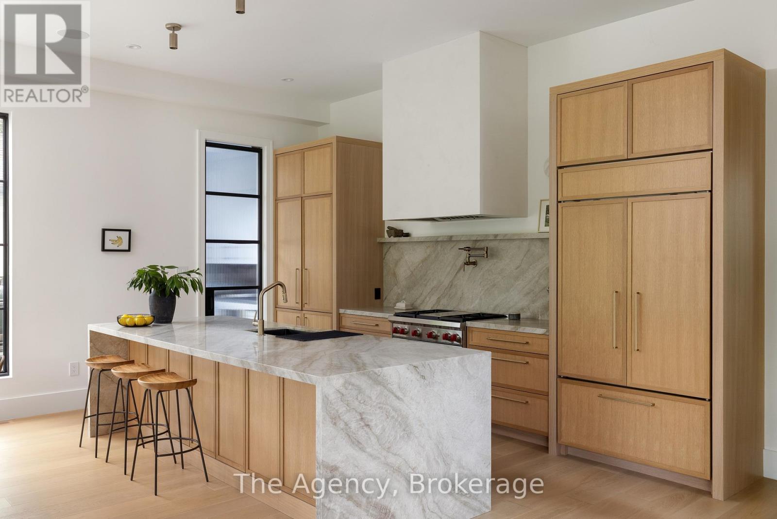 Photo 19 of 203 Weybourne Road, Oakville ON