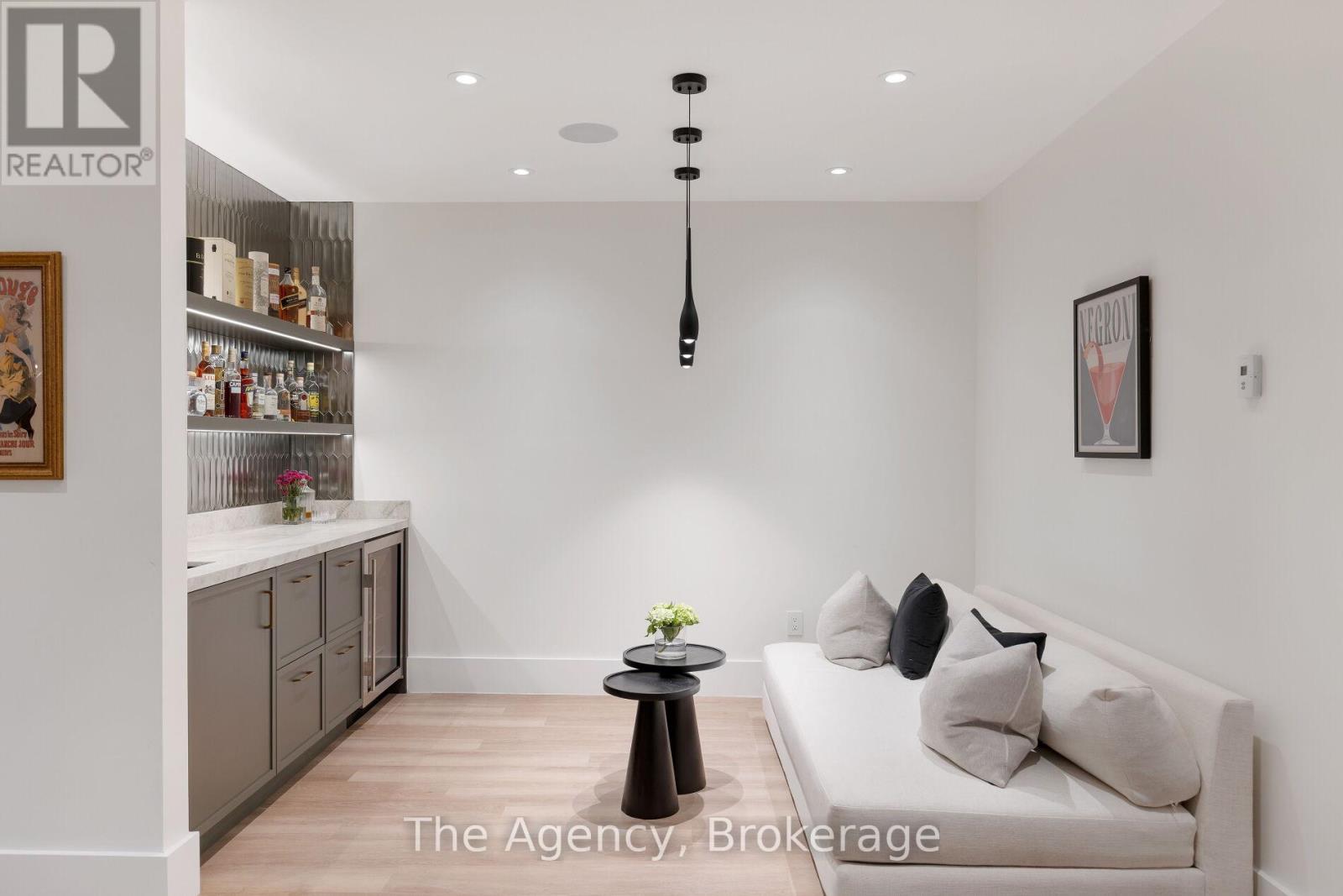 Photo 44 of 203 Weybourne Road, Oakville ON