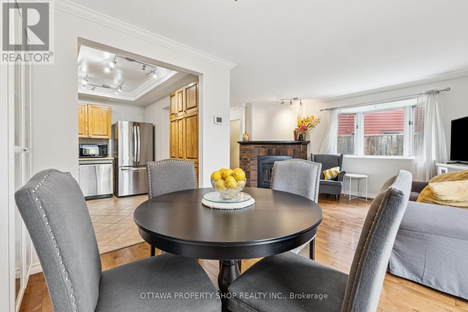 Photo 21 of 67 Gentle Gate Crescent, Ottawa ON