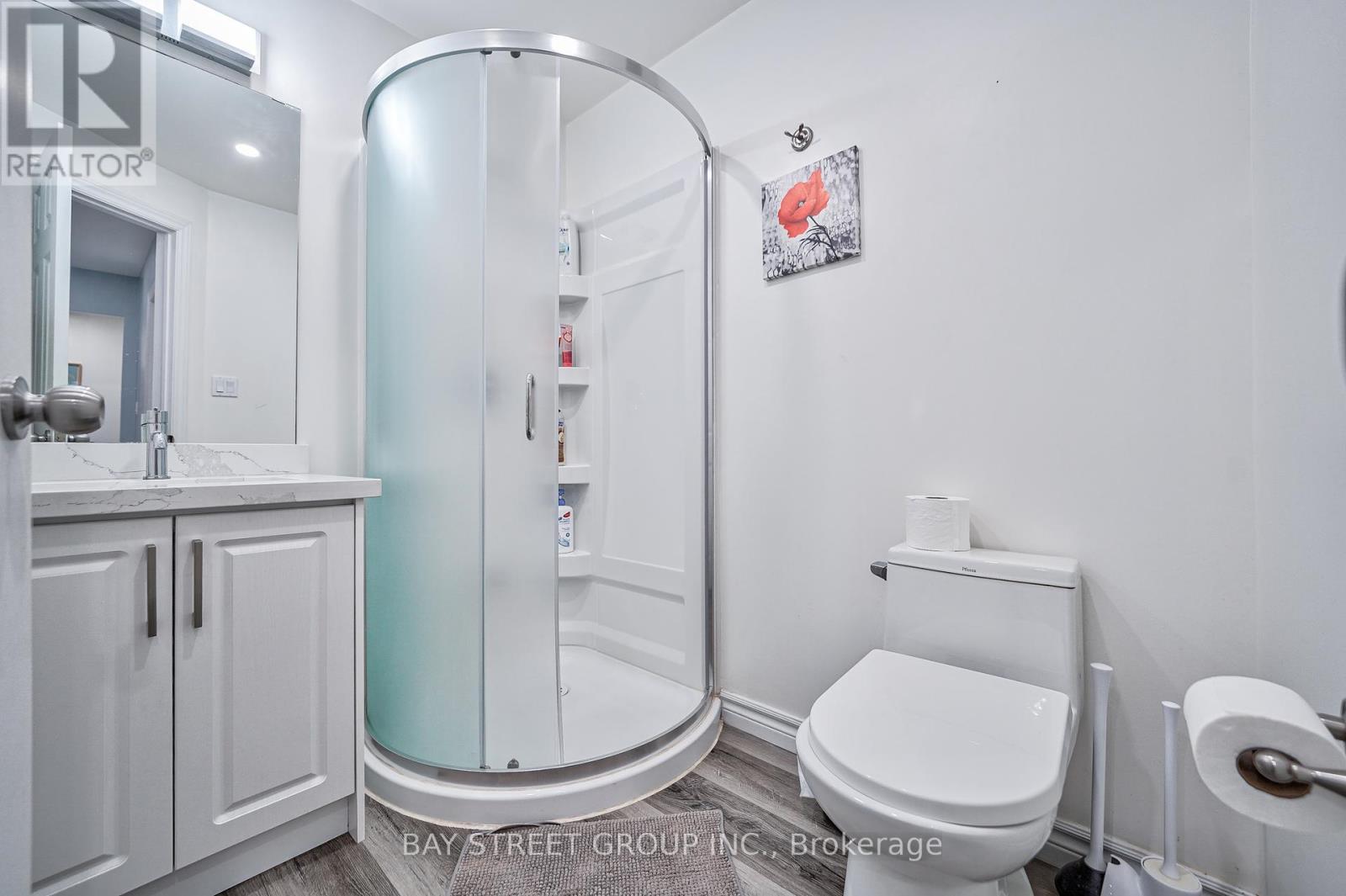 Photo 16 of 5241 Kitchener Street, Niagara Falls ON