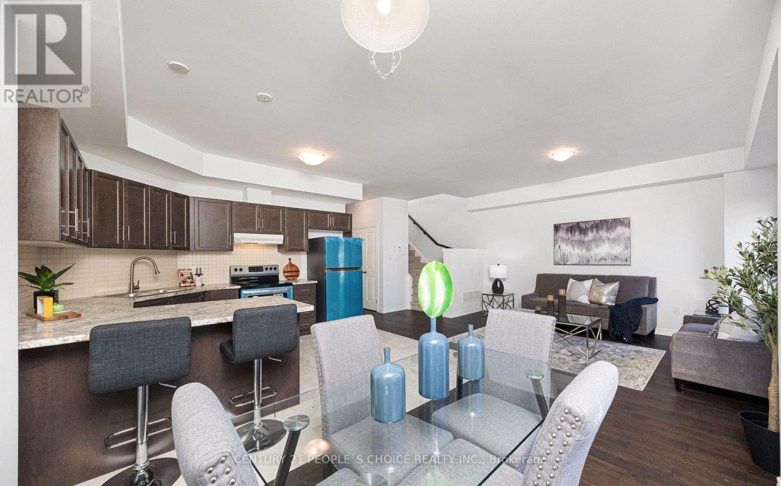 Photo 40 of 77 159 Rosie Street, Blue Mountains ON