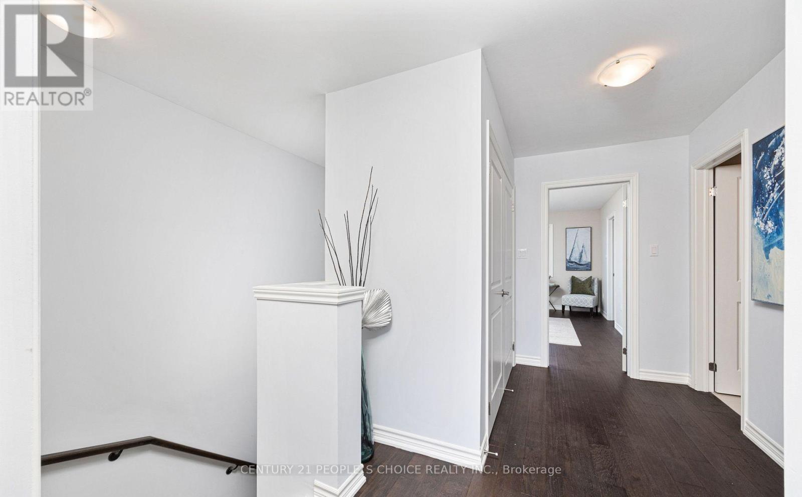 Photo 6 of 77 159 Rosie Street, Blue Mountains ON