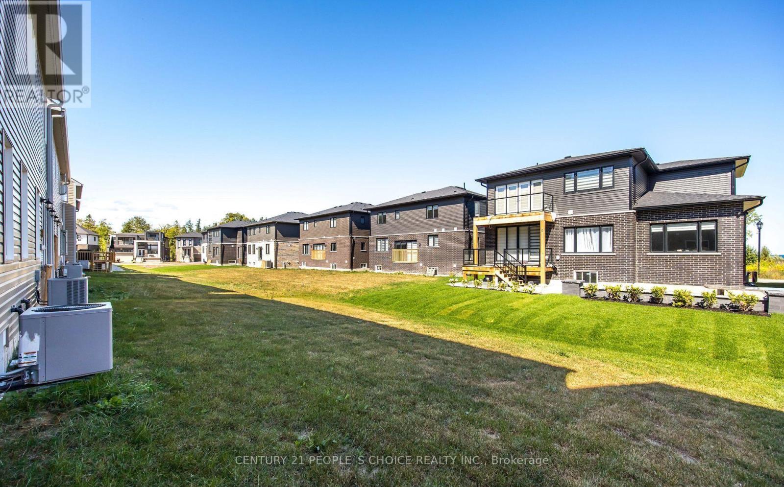 Photo 23 of 77 159 Rosie Street, Blue Mountains ON
